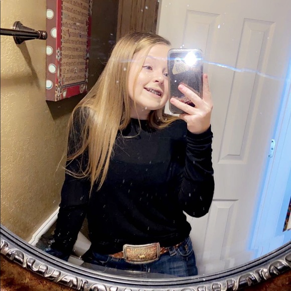 Meet your Posher, Ryleigh - Picture 2 of 2